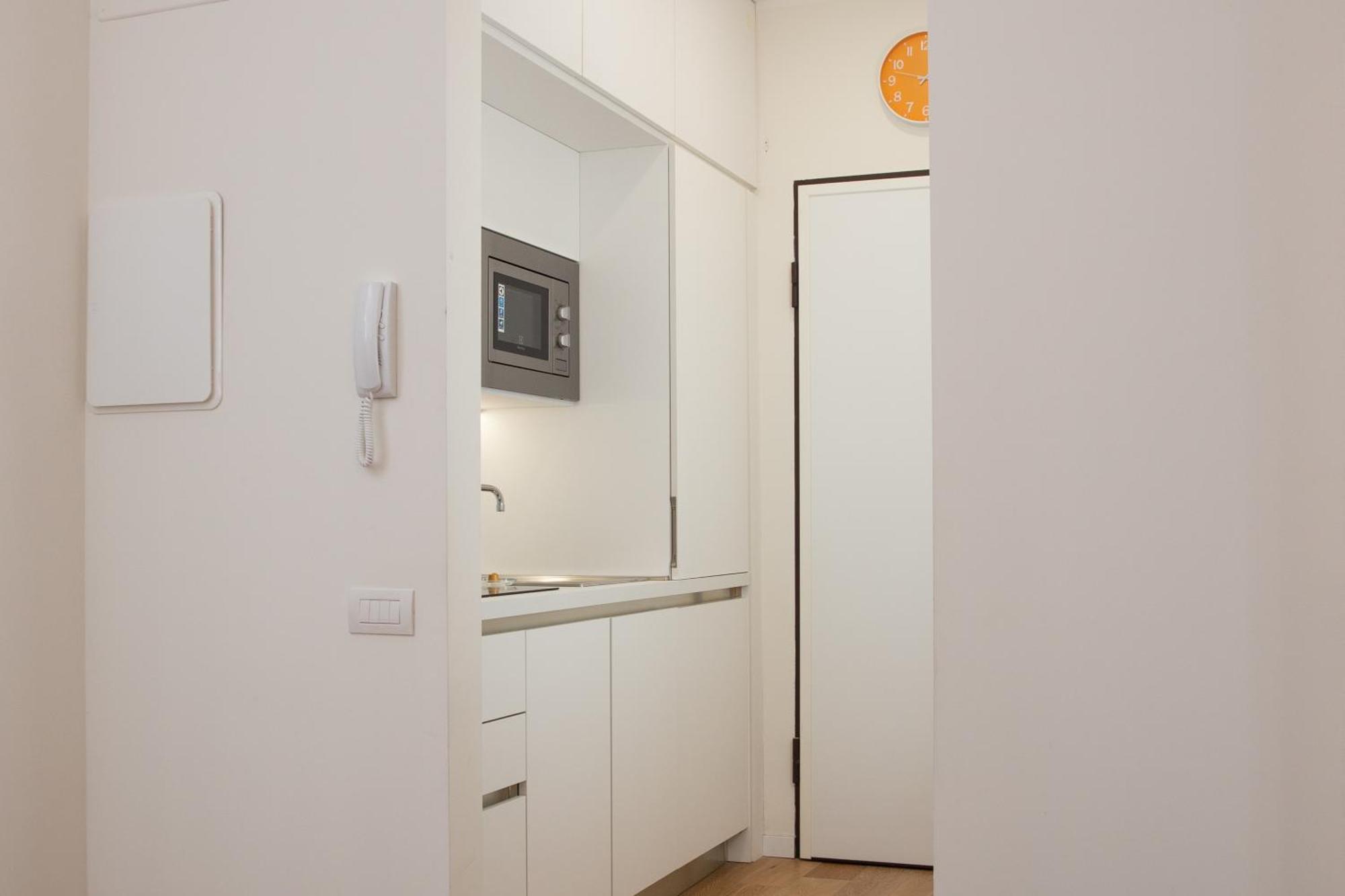 Klimt Central Station - Two Room Apartment Milão Exterior foto