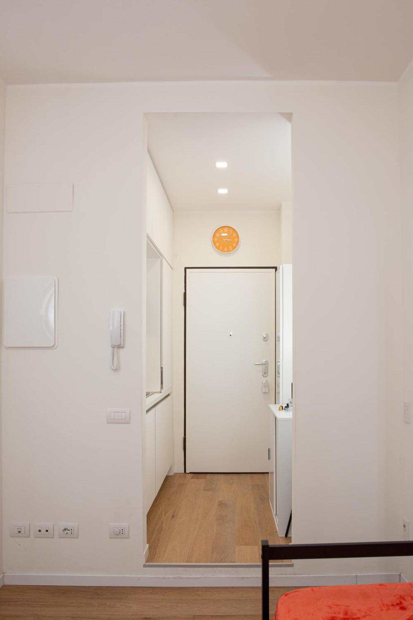 Klimt Central Station - Two Room Apartment Milão Exterior foto